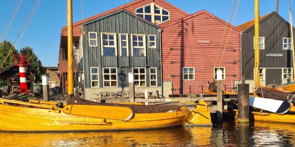 Foto: Opening vaarseizoen met tewaterlating EB25